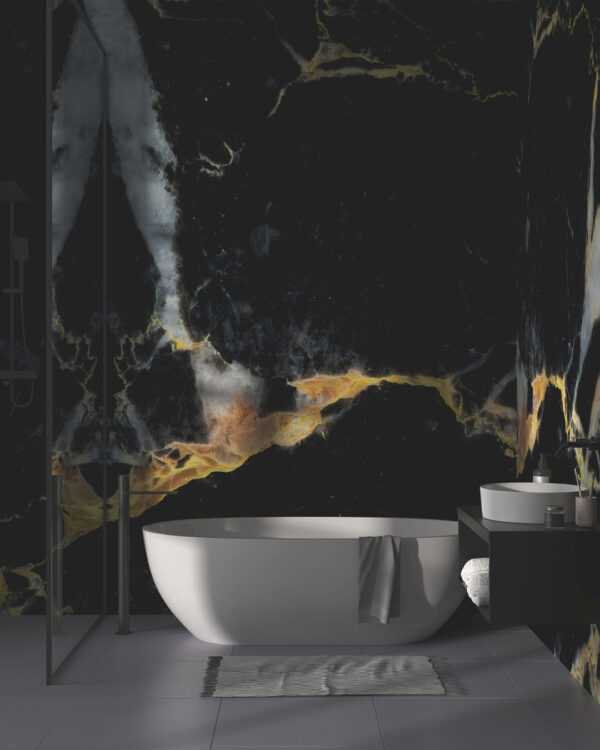 Фотообои под мрамор черного цвета с золотом в ванной