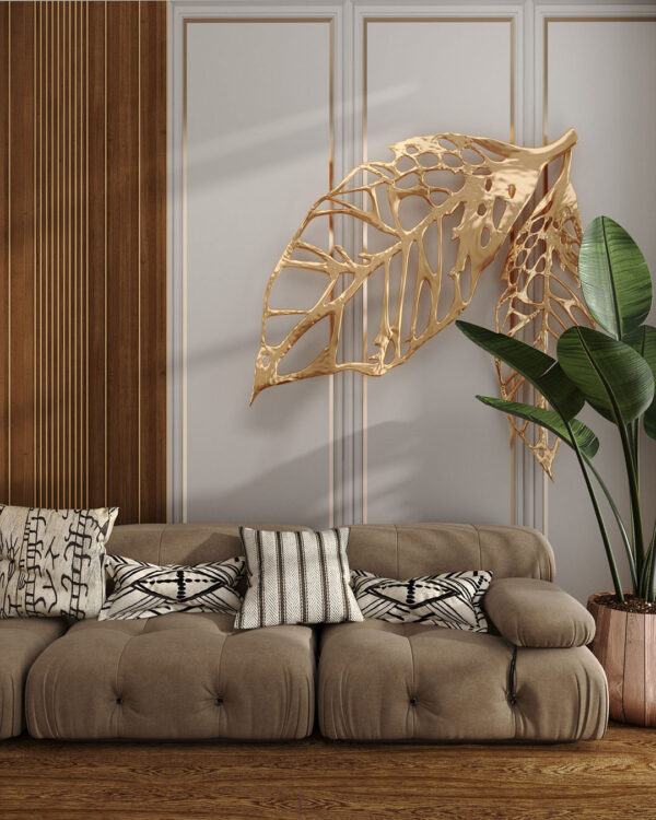 3Д обои золотые листья на текстуре настенных панелей в гостиной