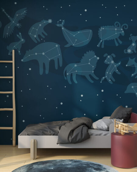 Шпалери сузір'я тварин у графічному стилі на синьому тлі у дитячій кімнаті