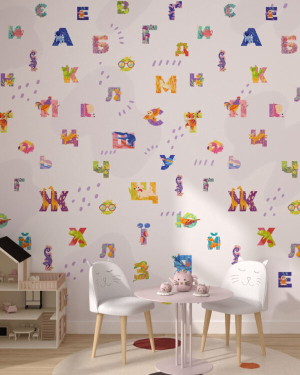 Шпалери алфавіт з українськими дизайнерськими літерами у дитячій кімнаті